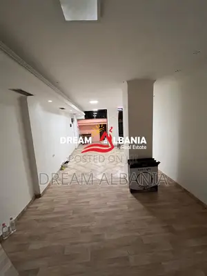 Jepet dyqan me qera te Rruga Bardhyl, Tirane (ID 42711171 )