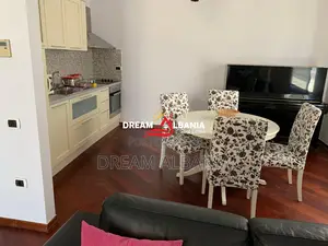 Apartament me qera 2+1+2wc+Parkim te Sheshi Wilson, Tirane (ID 4221520