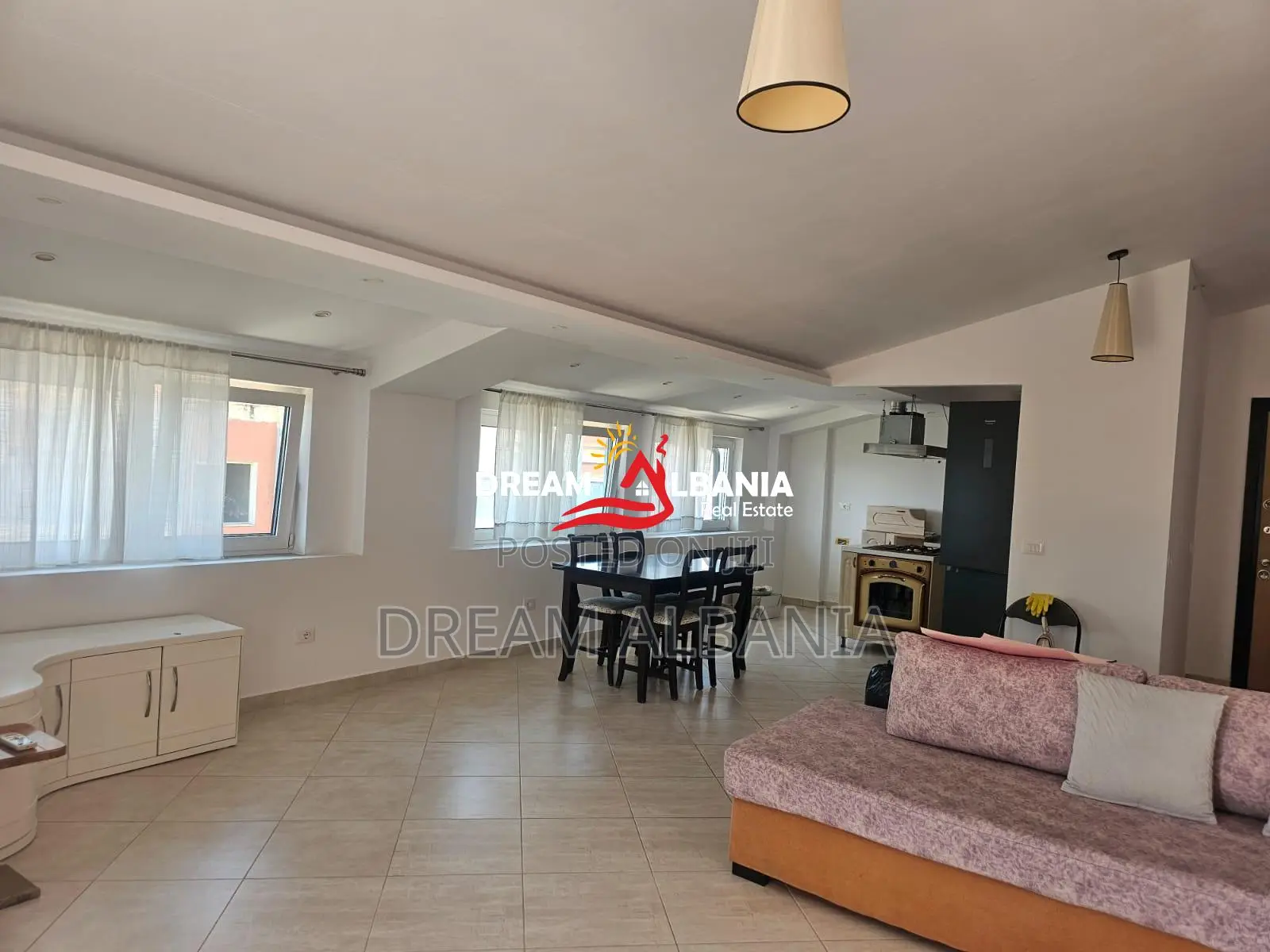 Apartament me qera 2+1+2 i sapo investuar ne Fresk prane Restorant MUR