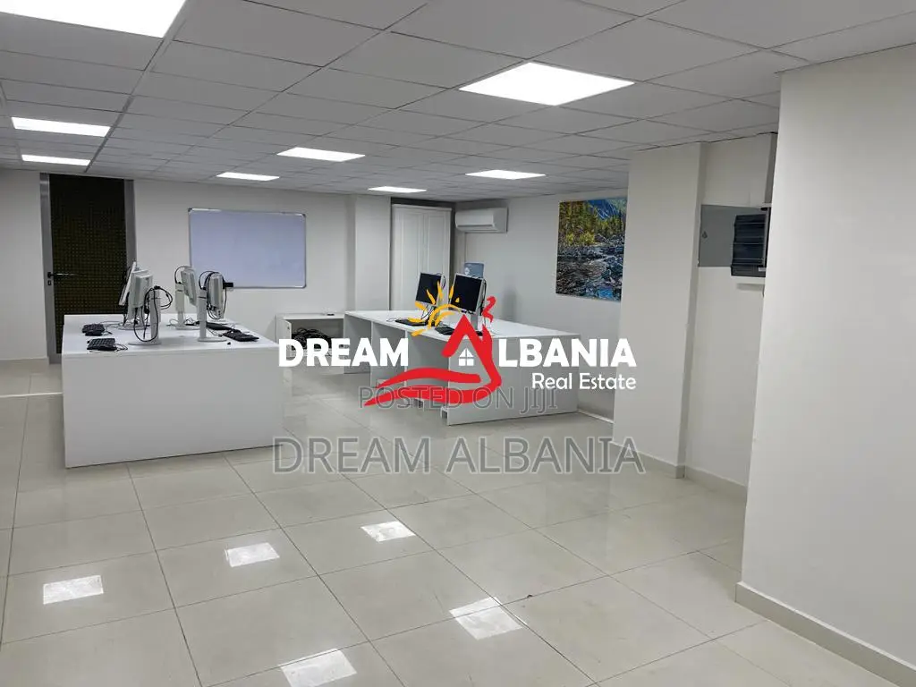 Ambjent per zyra me qera te Bulevardi i Ri rruga Jordan Misja (ID 4261
