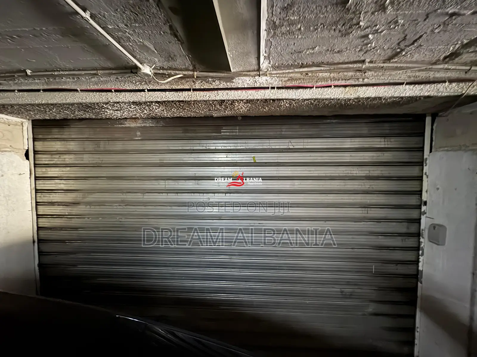 Shitet garazh prane Delijorgjit, Tirane (ID 4181094)