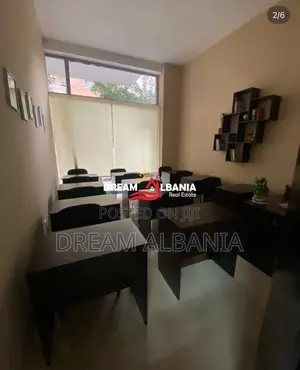 Shitet Dyqan – Kinostudio, Pranë Intermedica dhe Unazës së Madhe (id 4