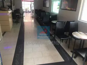 Bar Kafe Dyqan per shitje ne Blloku Vasil Shanto, ne Tirane (ID 417107