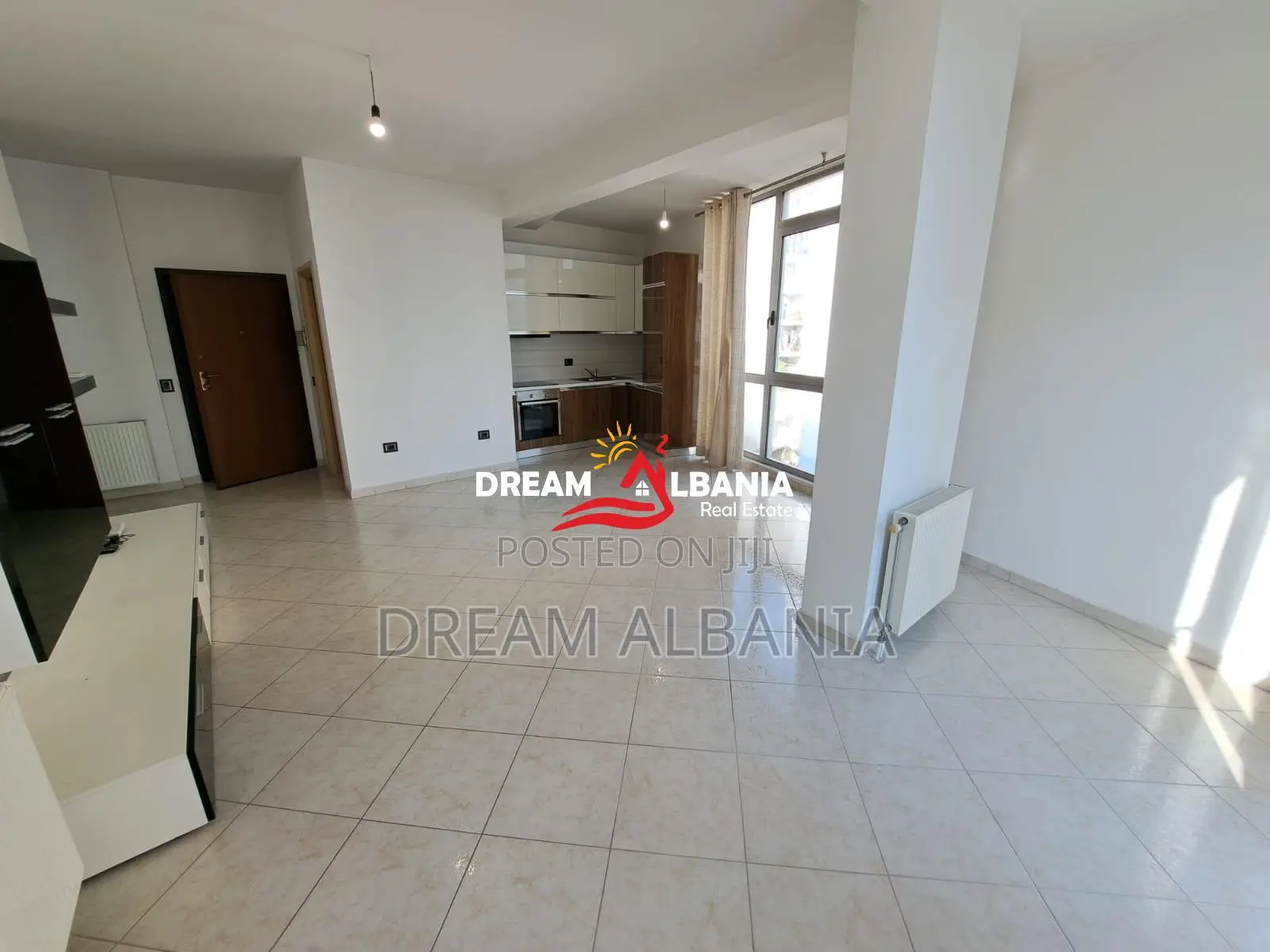 Shitet Apartament 2+1+2WC Komuna e Parisit, Kompleksi KIKA 2 (ID 51210