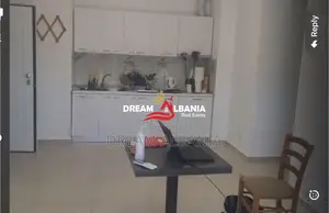 Ambjent zyre 2+1 me qera tek Bulevardi Zogu i Pare, Tirane (ID 4221118