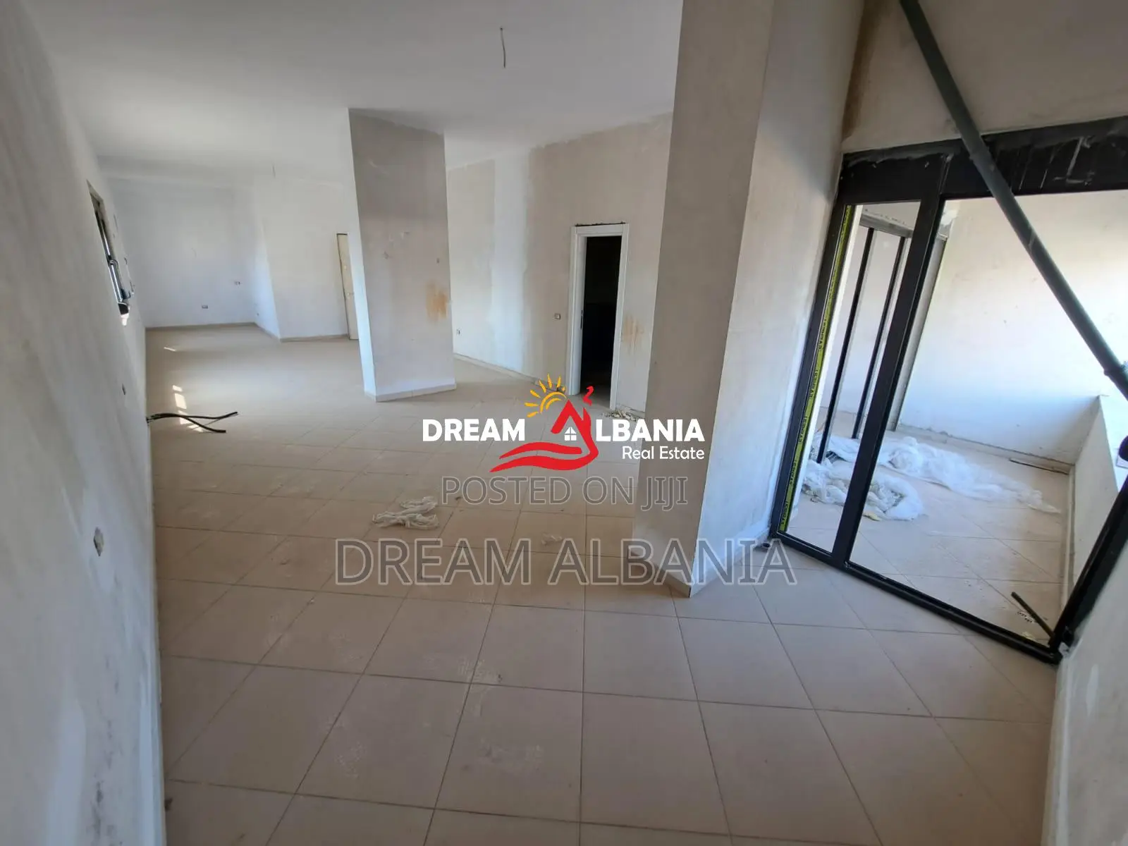 Zyre me qera prane Casa Italia ne Tirane (ID 4261865)