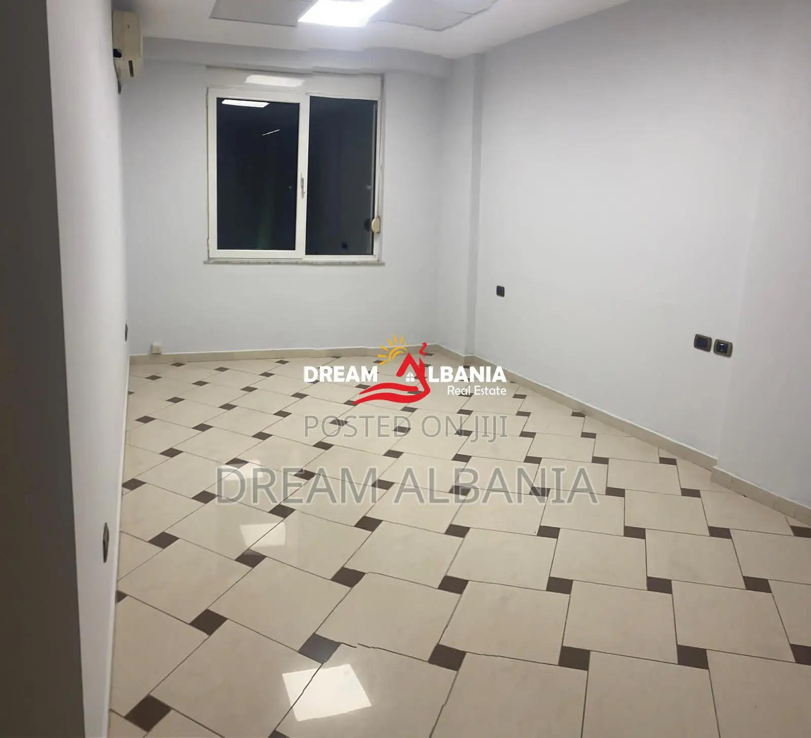 Ambient per zyre me qera ne Bllok prane Juvenilies ne Tirane (ID 42611