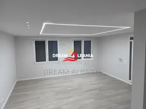 Jepet me Qira Ambient Biznesi – Rruga Fatmir Haxhiu, pranë ETC (427111
