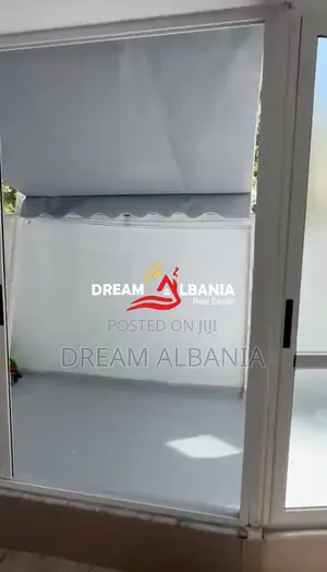 Jepet me qera Ambient Biznesi Ish Ekspozita afer Kulla Blu (ID 4261156