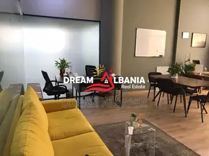 Ambjent Zyre per shitje ne Bllok prane Sheshit Wilson ne Tirane (ID 41