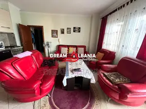Apartament 2+1+2+garazh ne shitje ne Durres prane Spitalit (ID 4121174