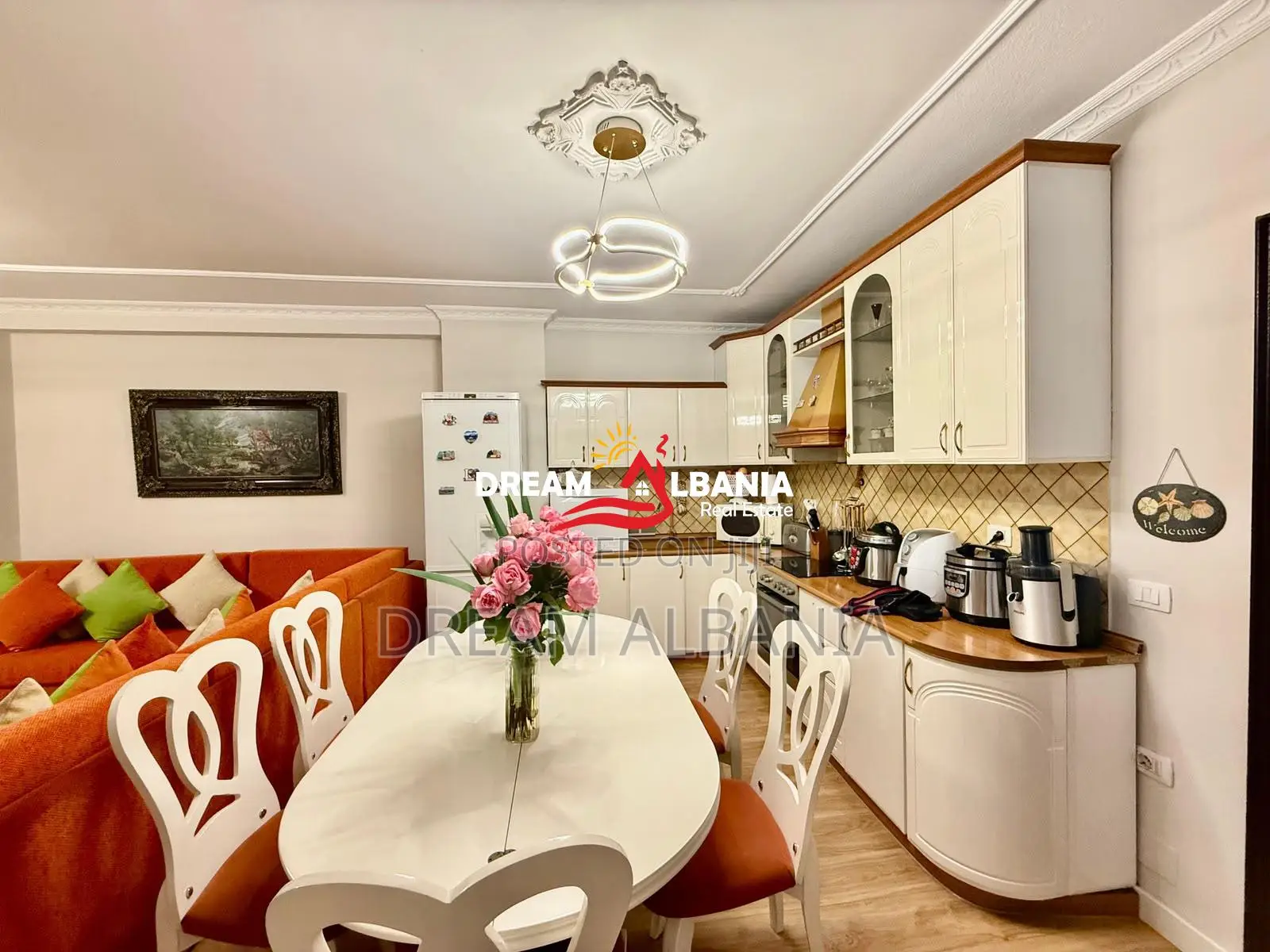 Jepet Apartament/ZYRE 2+1+2 me qera Komuna Paris, afer Pasticeri Nefel