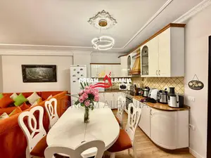 Jepet Apartament/ZYRE 2+1+2 me qera Komuna Paris, afer Pasticeri Nefel