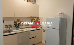 Jepet Apartament 1+1 me qera kati i pare i nje shtepie Private ne Mysl