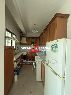 Apartament me qera 2+1+Verande tek Pallatet Agimi ne Bllok (42215615) 