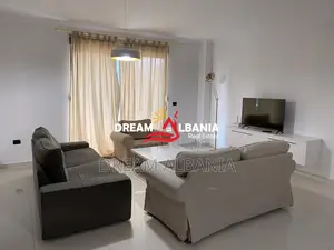 Apartamente 2+1 me qera ne rrugen e Bogdaneve prane Qendres ne Tirane 