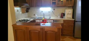 Apartament me qera 3+1+2 Banjo +3 ballkone +garazhd Ambasada Amerikane