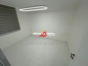 Jepete Apartament/Zyre 1+1+Post Parkimi me qera ne Zog te Zi ne Tirane