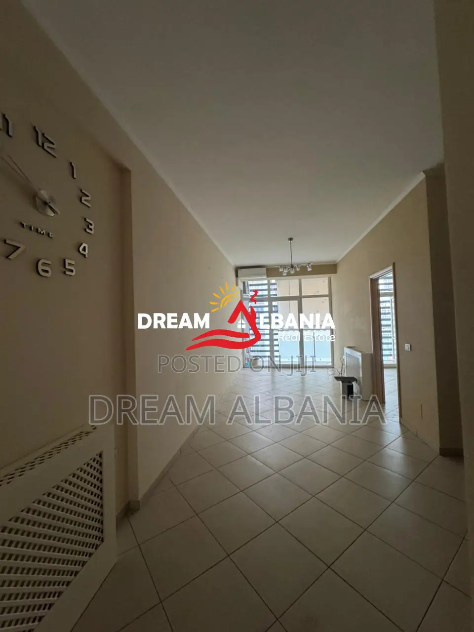 Shitet Apartament1+1 Komuna e Parisit, Kompleksi Kika 2 (ID 51110004)