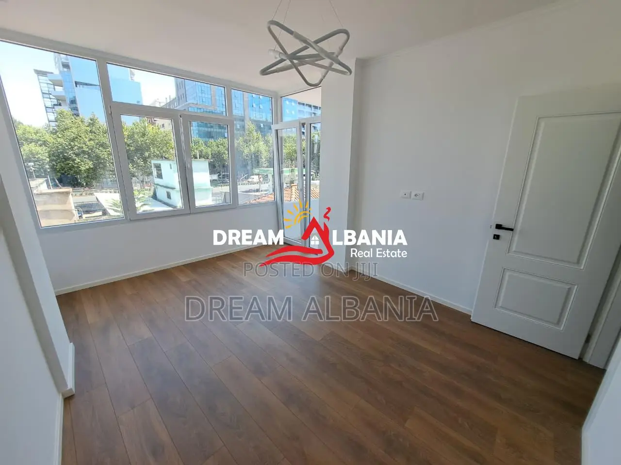 Shitet Apartament 1+1 Rruga Dritan Hoxha, Prane ZKM (ID 51110002)