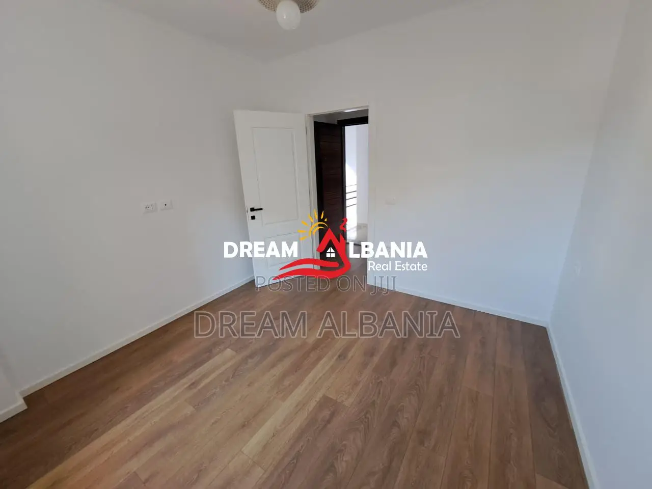 Shitet Apartament 1+1 Rruga Dritan Hoxha, Prane ZKM (ID 51110003)
