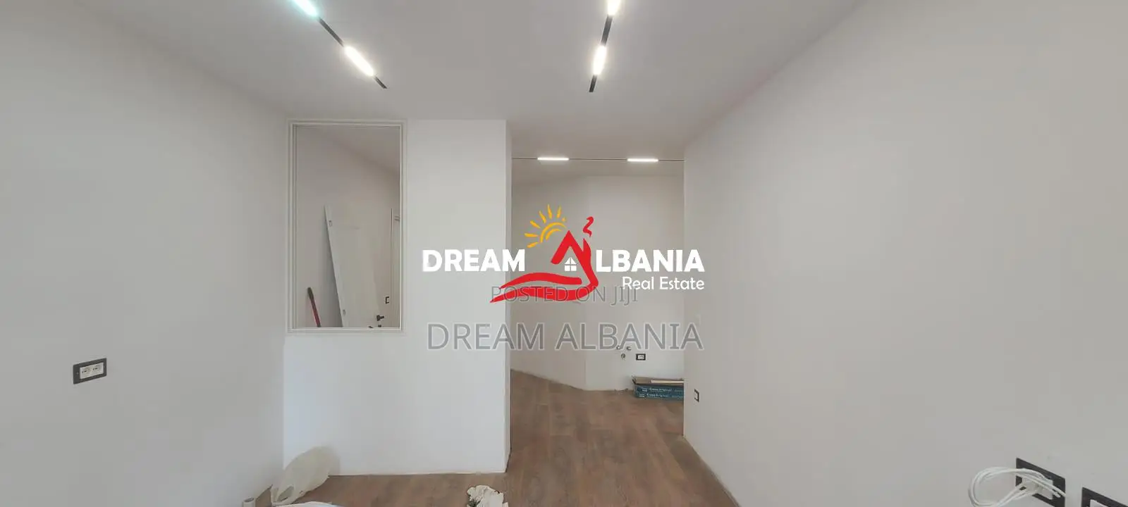 Shiten 2 Apartamente 1+1 tek 21 Dhjetori, prane Mondialit (ID 41111541