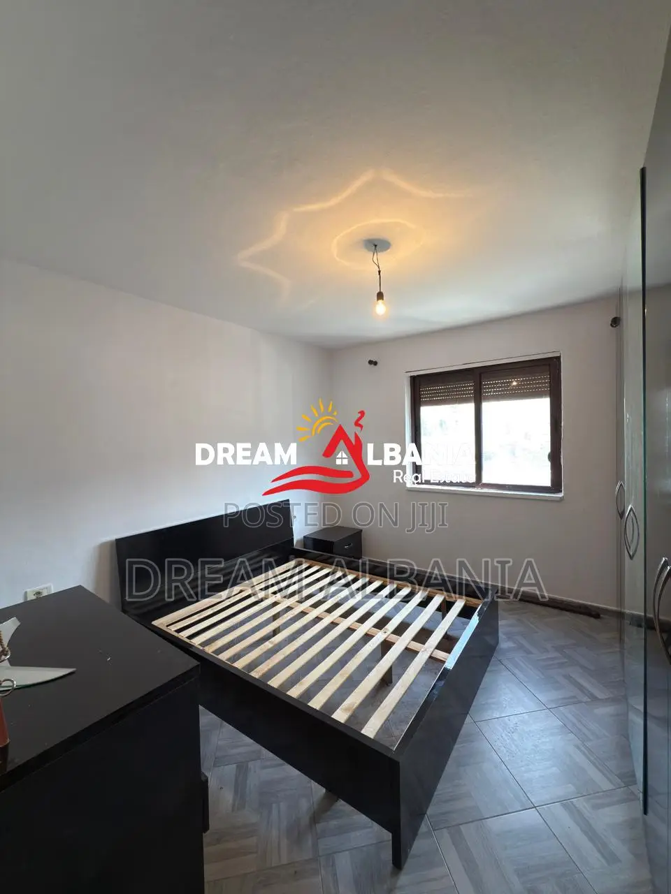 Shitet Apartament 1+1, Ish Stacioni i Fundit Tiranes Re, Prane Shkolle