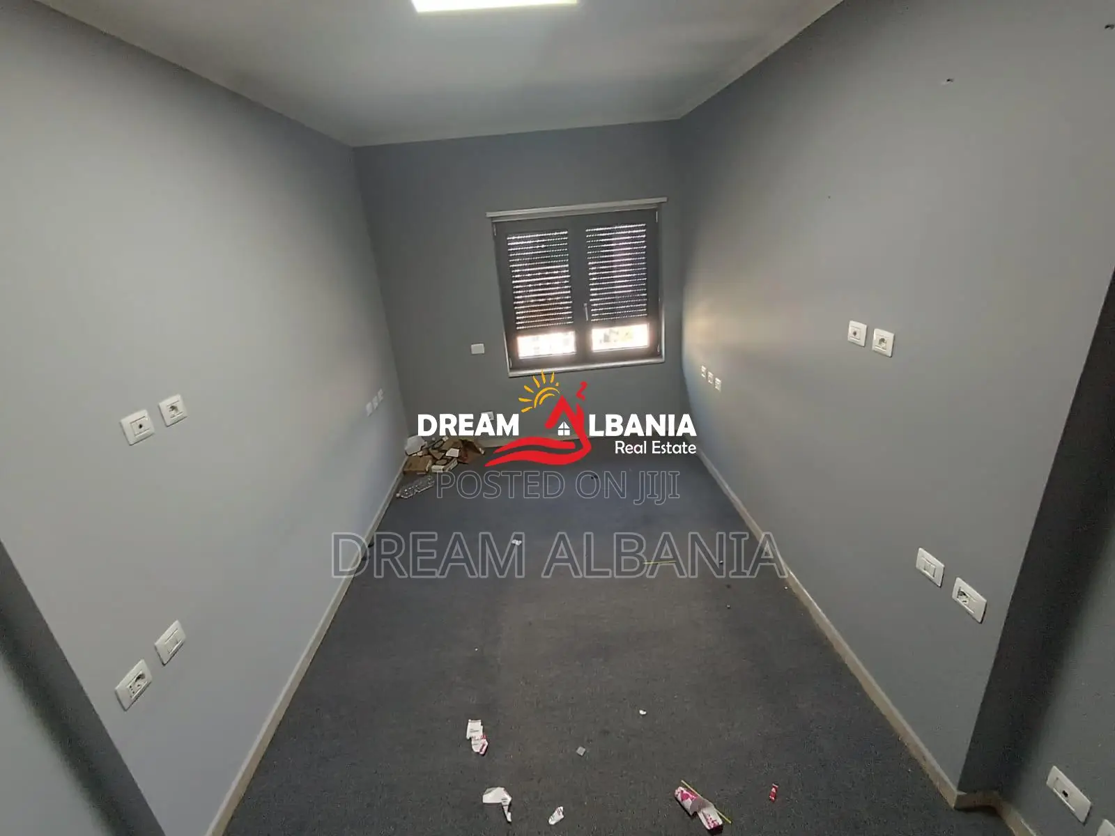 Jepet Me Qera Ambient Biznesi tek Zogu i Zi (ID 42611542)