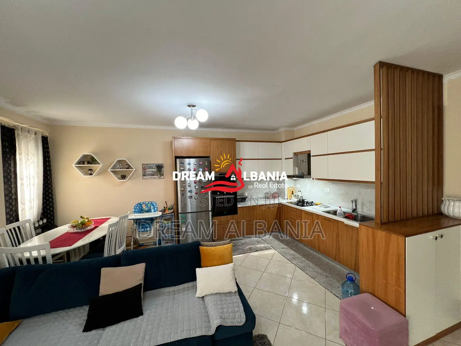 Apartament ne shitje 2+1+Verande ne Yzberisht prane KMY ne Tirane (ID 