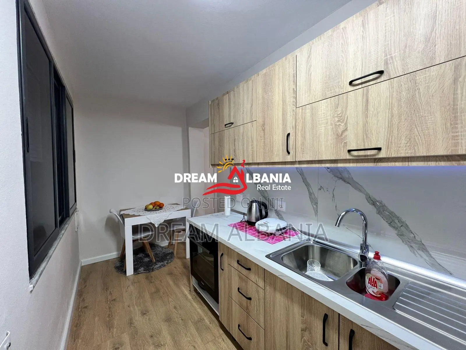 Super Apartament 3+1+2wc ne shitje te stadiumi Dinamo, Tirane (ID 4139