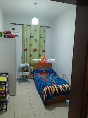 Jepet me qera shtepi private në Laprake, Tirane (ID 4231496)