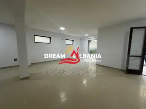 Ambient Biznesi Modern-Afer kopshtit botanik (42611558)