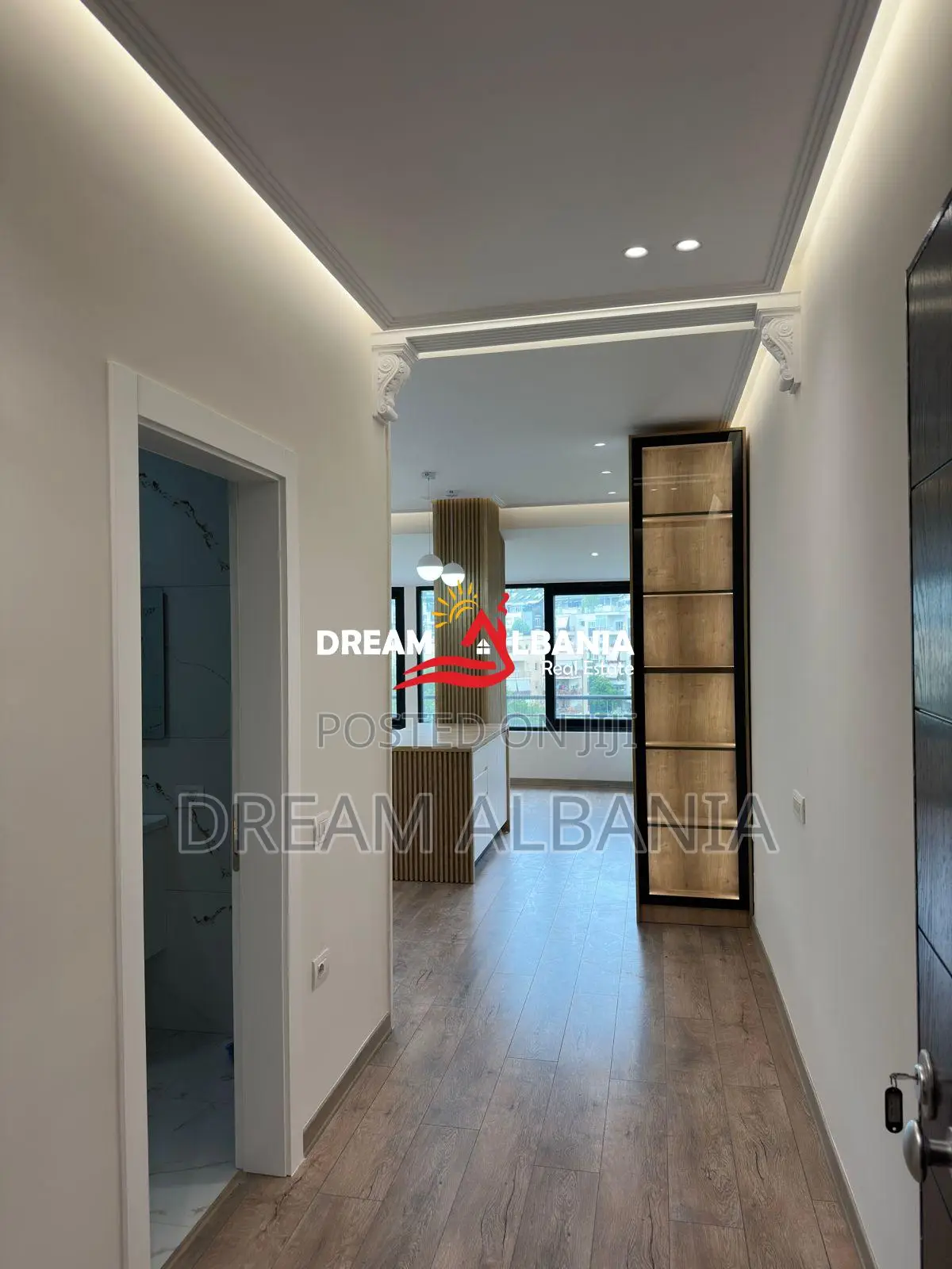 Shitet Apartament 2+1 – Tek Liqeni i Thatë, pranë Kenwood Store (41295