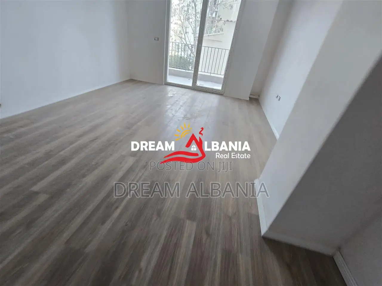 Apartament 1+1 ne Shitje Rruga Dritan Hoxha, Kompleksi Aura ne Tirane 