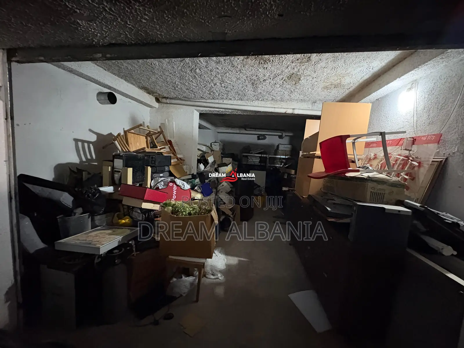 Shitet garazh prane Delijorgjit, Tirane (ID 4181094)
