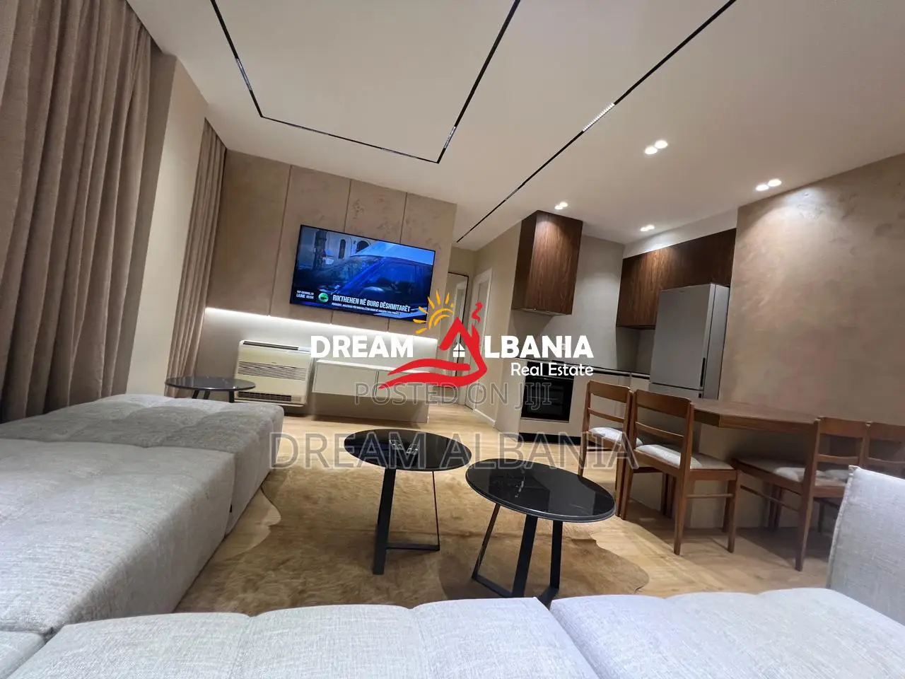 Apartament modern 2+1 me qera ne qender (ID 42215376)