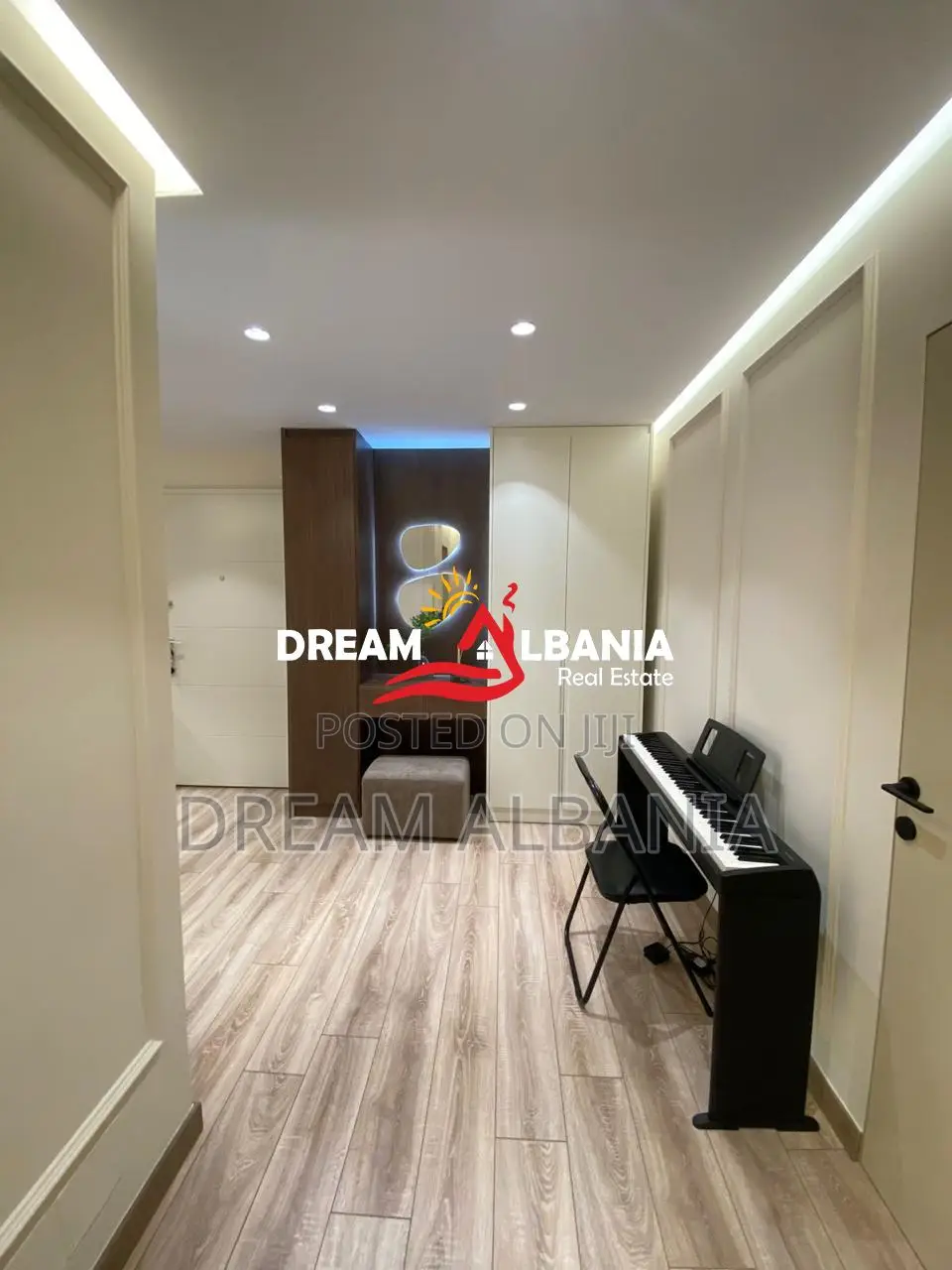 Shitet Apartament 3+1+2 luksoz tek Rezidenca Platea ne Fresk ID(413150