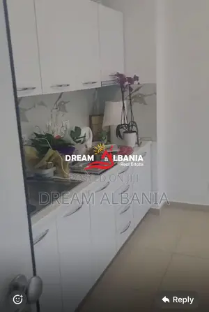 Ambjent zyre 2+1 me qera tek Bulevardi Zogu i Pare, Tirane (ID 4221118