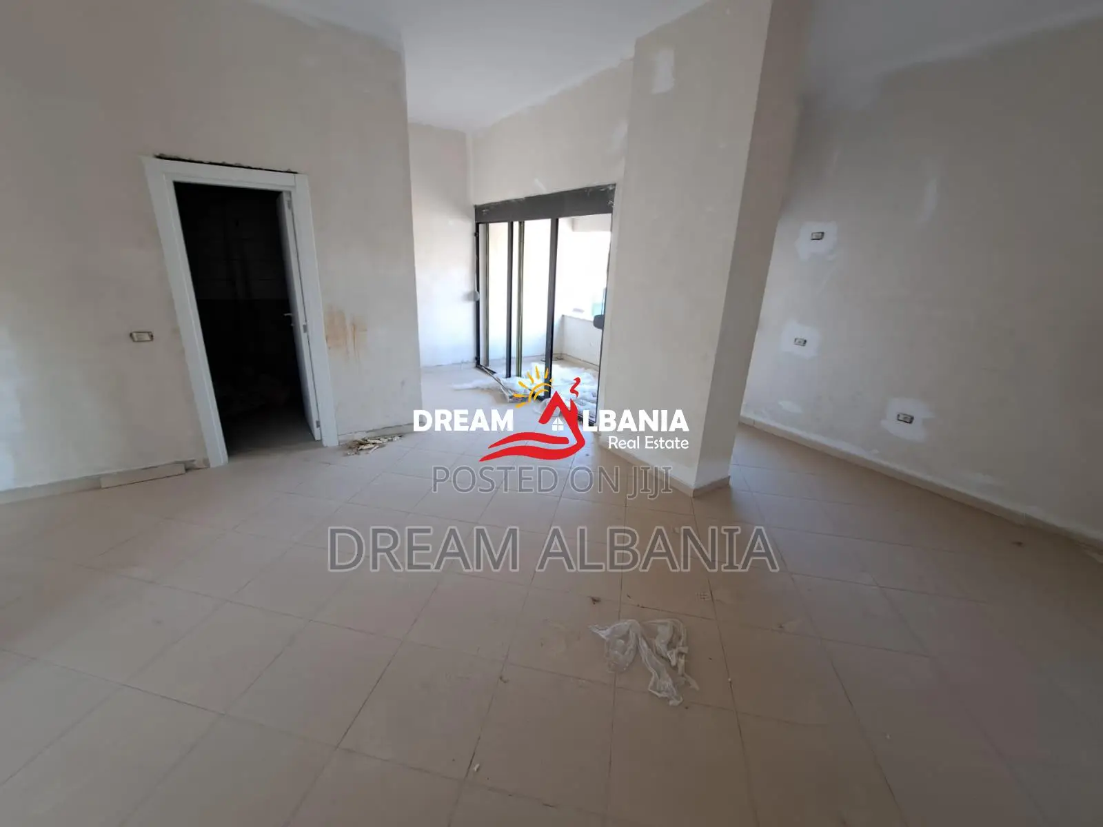 Zyre me qera prane Casa Italia ne Tirane (ID 4261865)