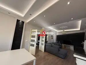 Godine 4 kateshe per HOTEL prane Spitalit Amerikan 2, Tirane (ID 42513