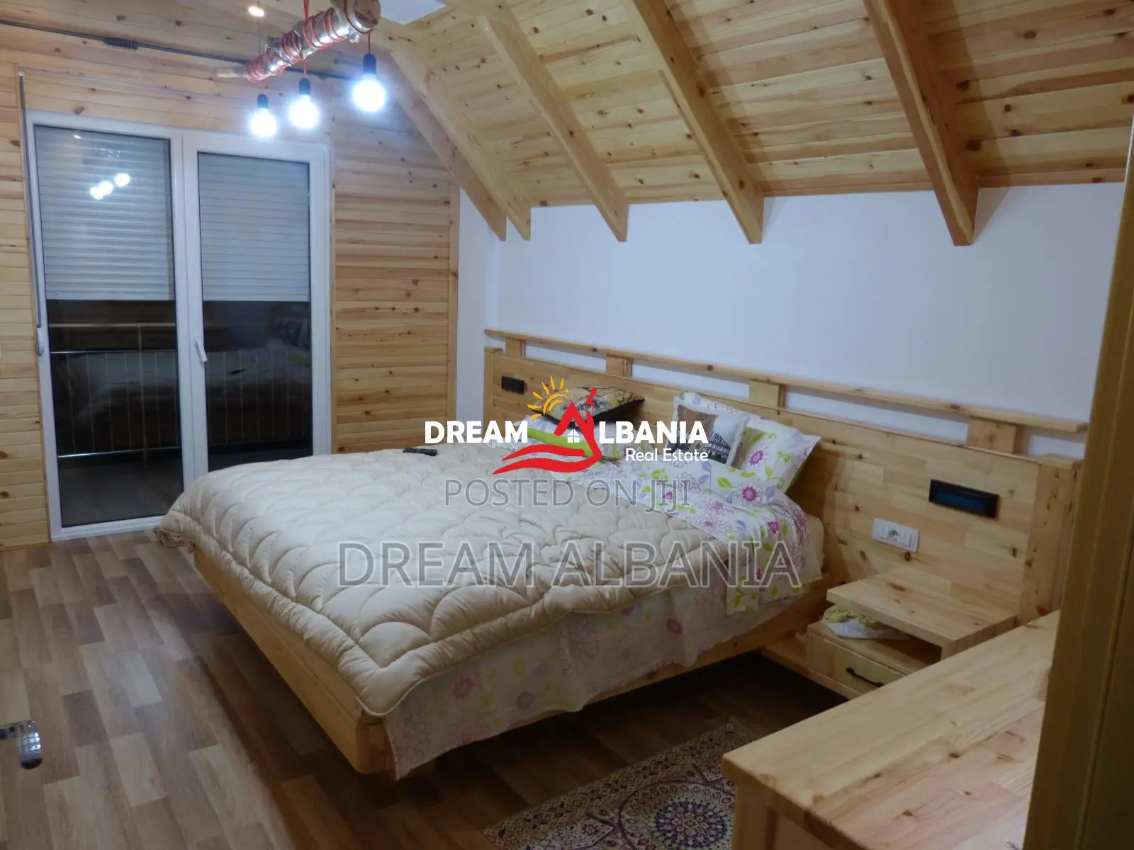 Apartament 2+1 ne shitje ne bregdetin e Lalzit ne nje Kompleks Reziden