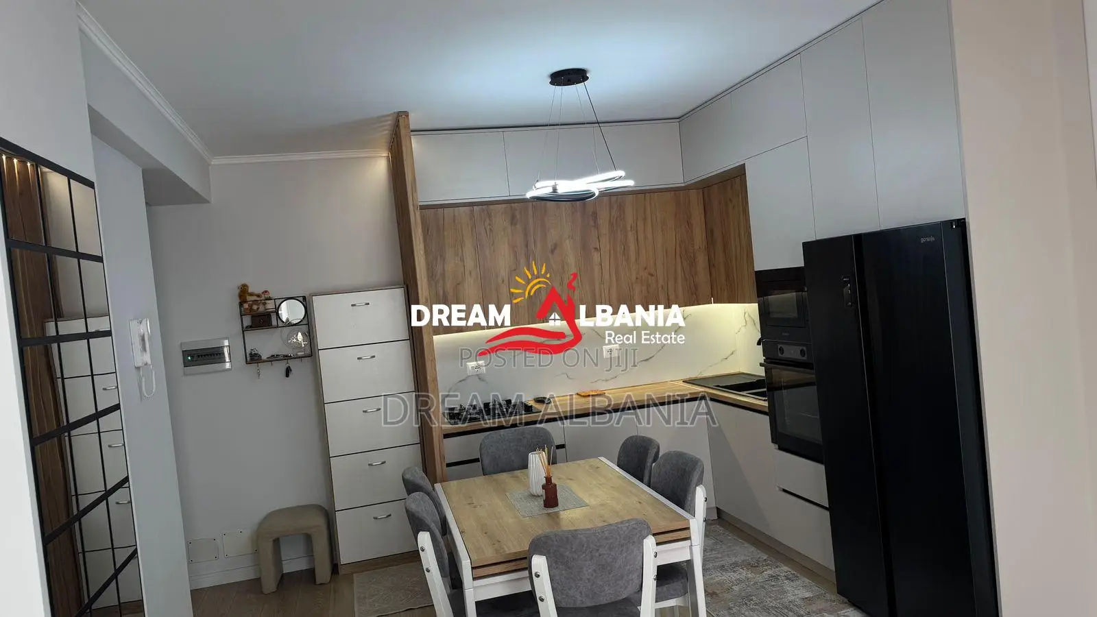 Shitet Apartament 2+1 Bulevardi Donald Trump (ID 51210003)
