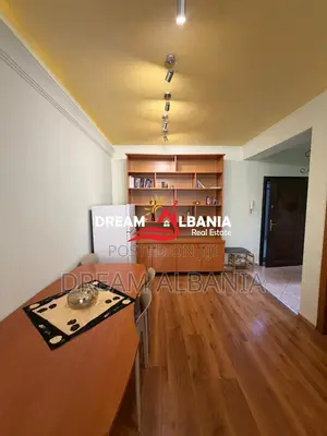 Jepet me Qira Apartament 1+1 – Pranë Xhamisë së Tabakëve ( 42111631)