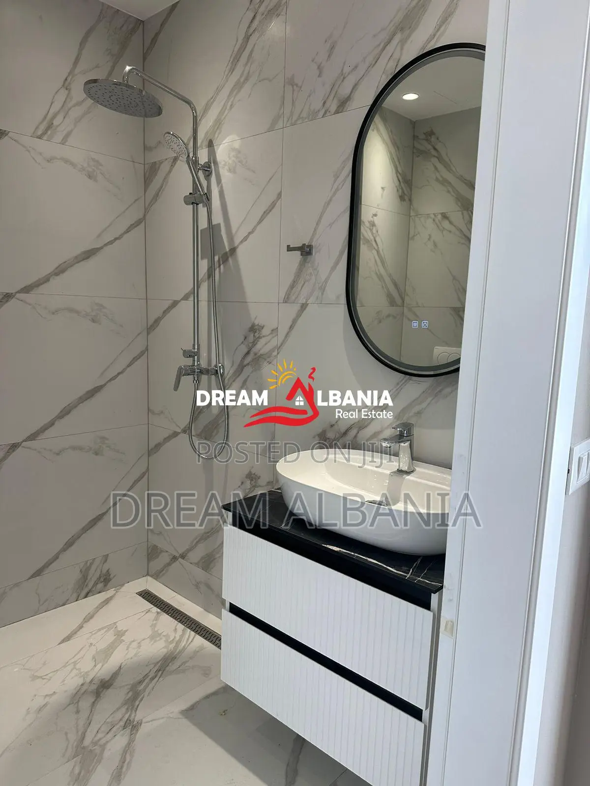 Jepet me qera ambient zyrash tek Liqeni Artificial, Lake View Residenc
