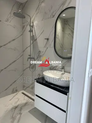 Jepet me qera ambient zyrash tek Liqeni Artificial, Lake View Residenc
