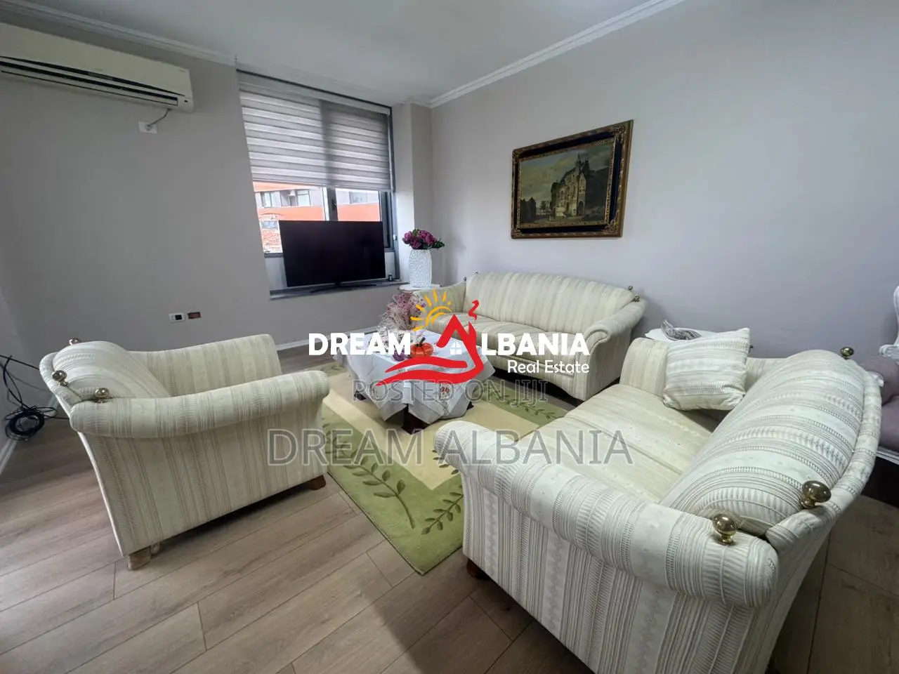 Apartament 2+1+2 me qera ne Qender prane Toptani Center, Tirane (ID 42