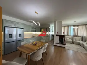 Apartament 3+1+2 me qera tek komuna e parisit prane kompleksit Kika (I