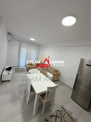 Jepet Apartament 2+1 me qera Tek Kompleksi Golden Park ,prane Amerikan