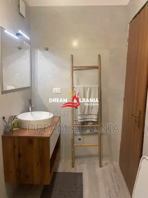 Jepet me Qira Apartament 1+1 në Don Bosko pranë Viva Market. ( 4211164