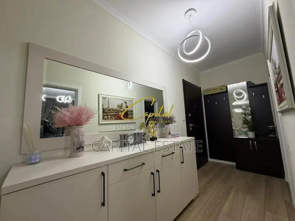 APARTAMENT ME QIRA 3+1 VASIL SHANTO 1.200 EURO